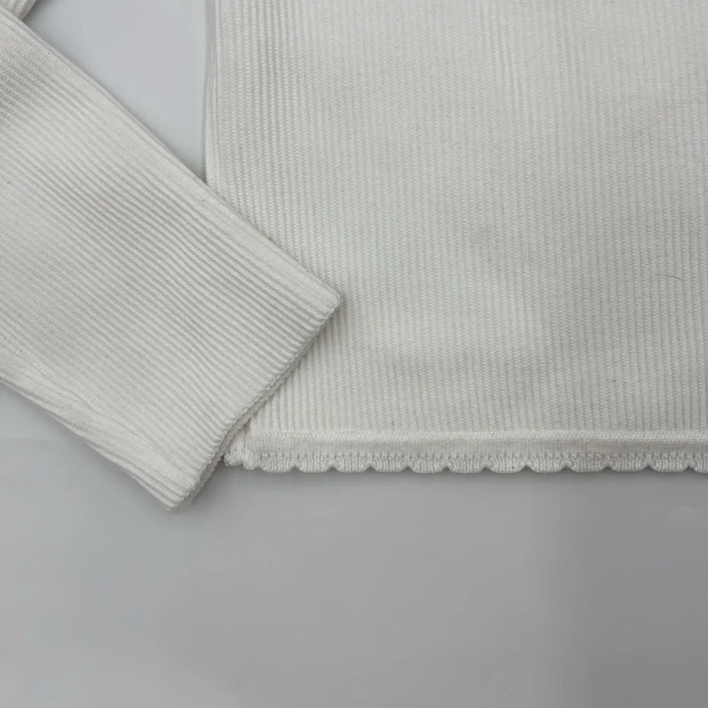 ASTr The Label Scallop Trim Ribbed Knit Top in White